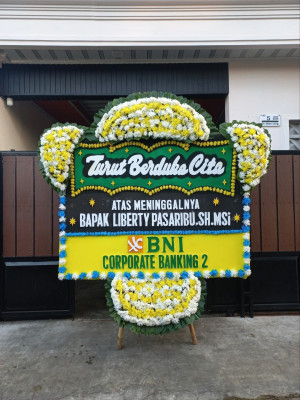 Papan Bunga Duka di Padang Panjang Barat