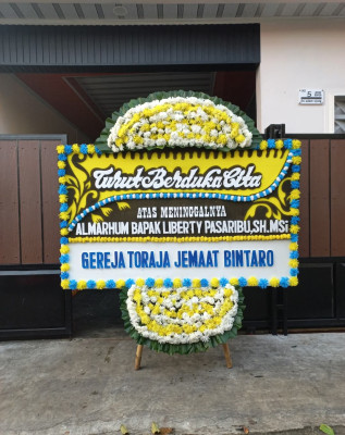 Papan Bunga Duka di Padang Panjang Barat